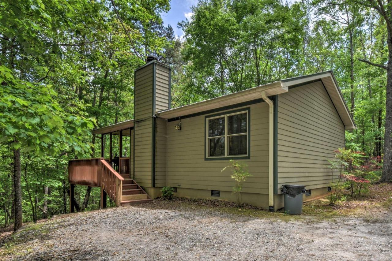 The Honeybee Cabin With Private Porch And Hot Tub Clarkesville Exterior foto